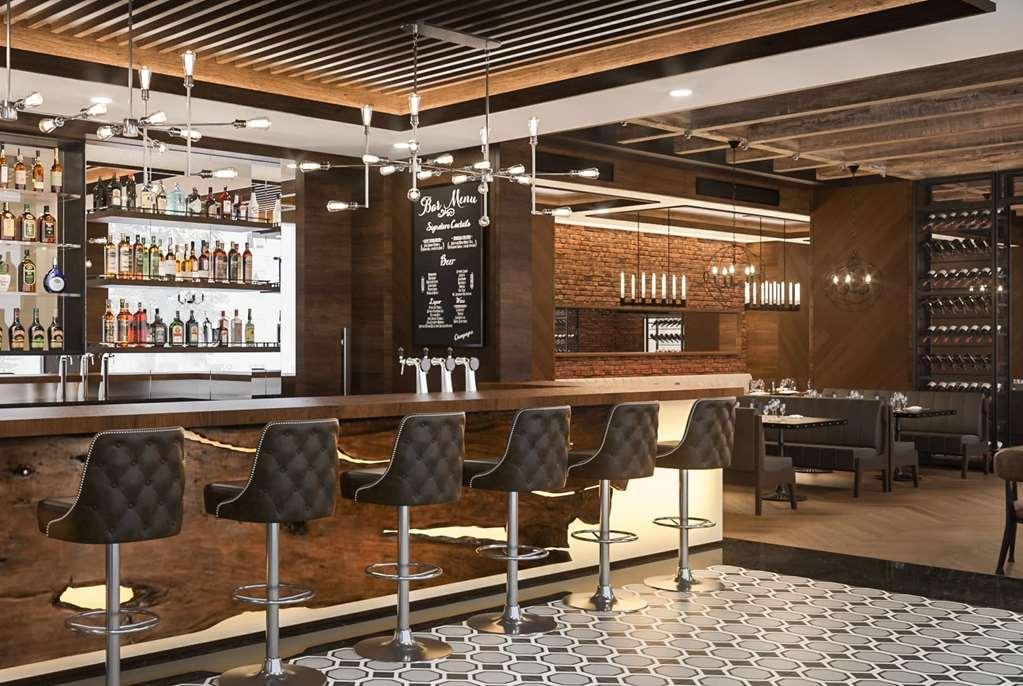 Ramada Encore Tbilisi Restoran gambar