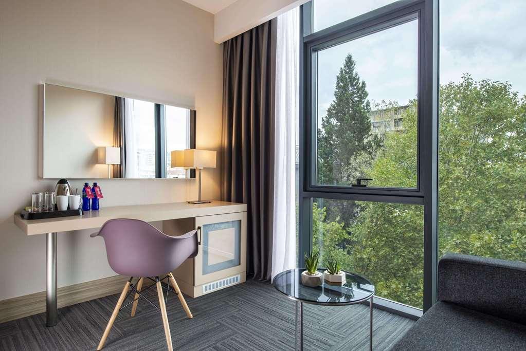 Ramada Encore Tbilisi Bilik gambar